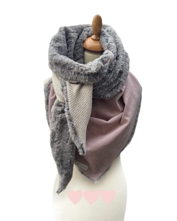 Foulard vieux rose et fourrure