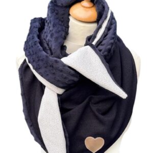Foulard noir avec coeur